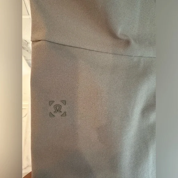 Lululemon ABC Jogger Tall Army Green size Small